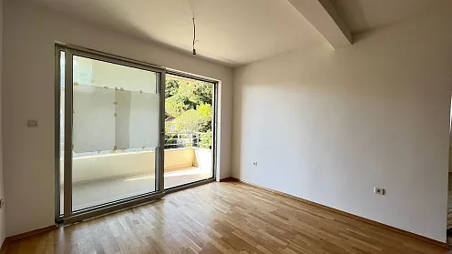 Drei-Zimmer-Wohnung in Bečići